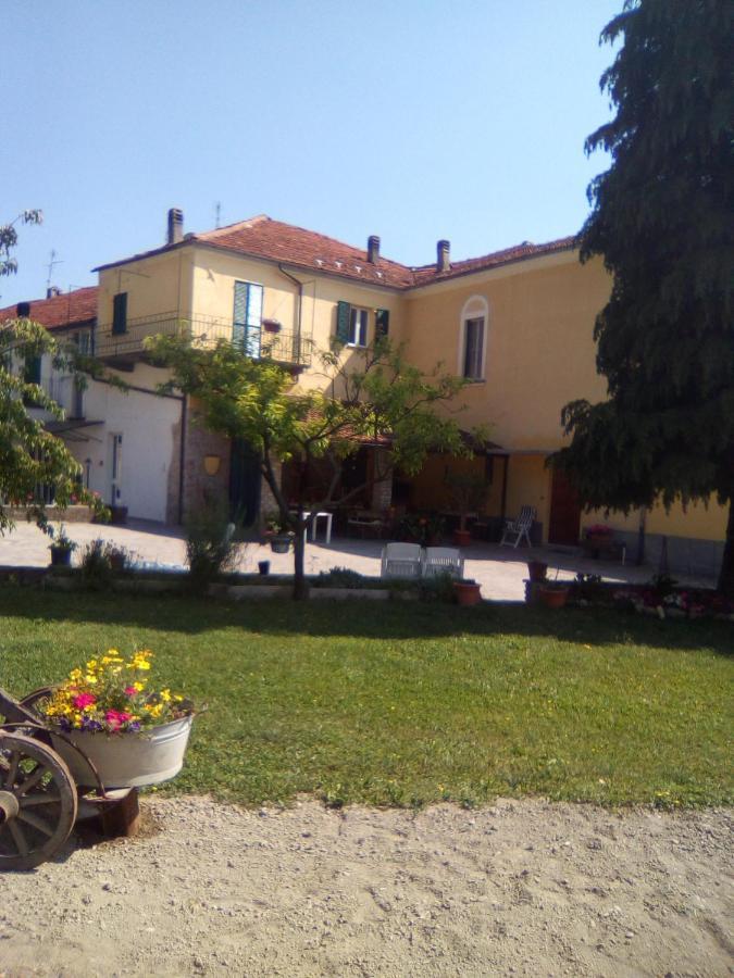 B & B Abbadia Monesiglio 外观 照片